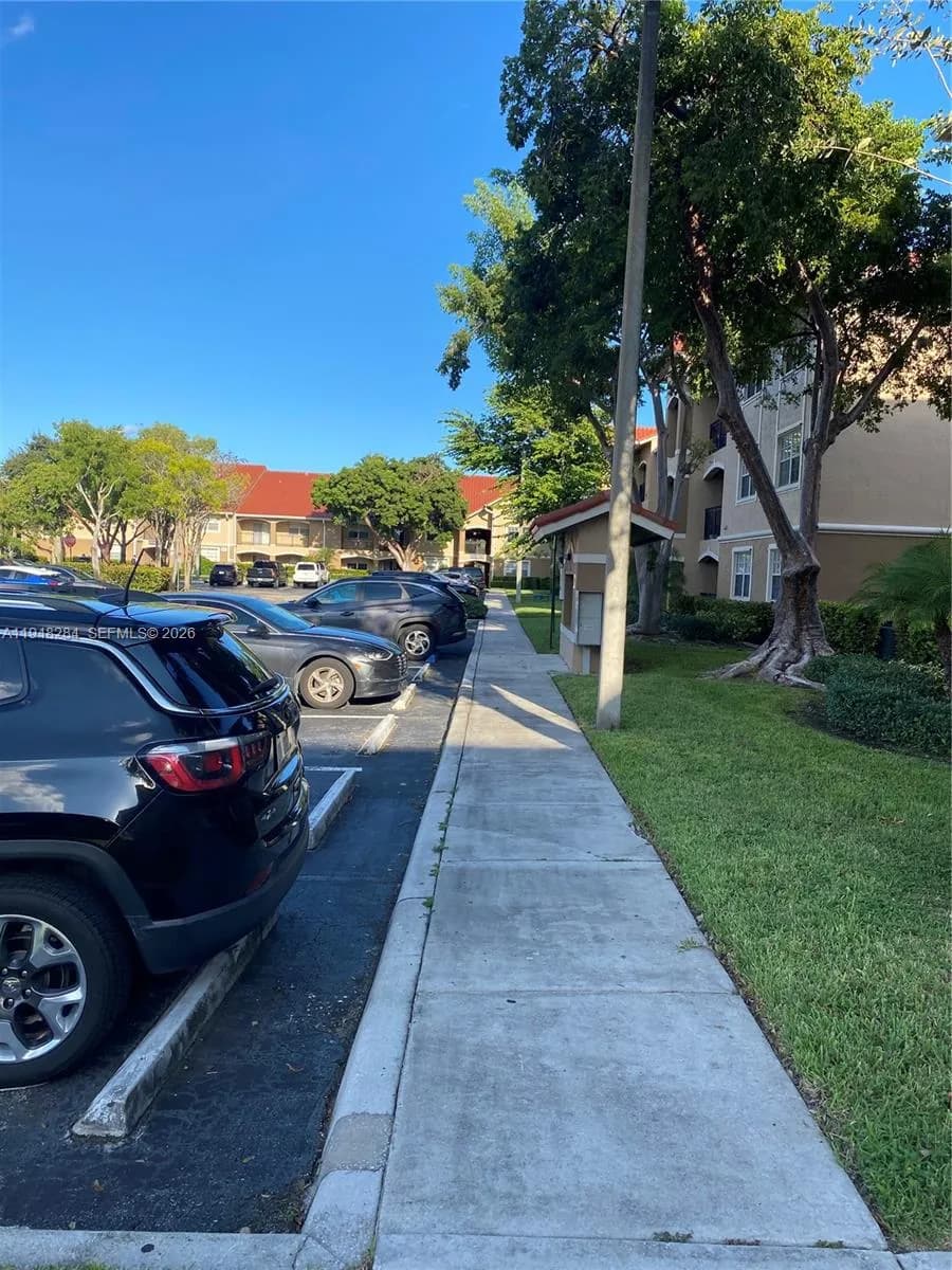 11630 SW 2nd St # 17101, Pembroke Pines FL 33025