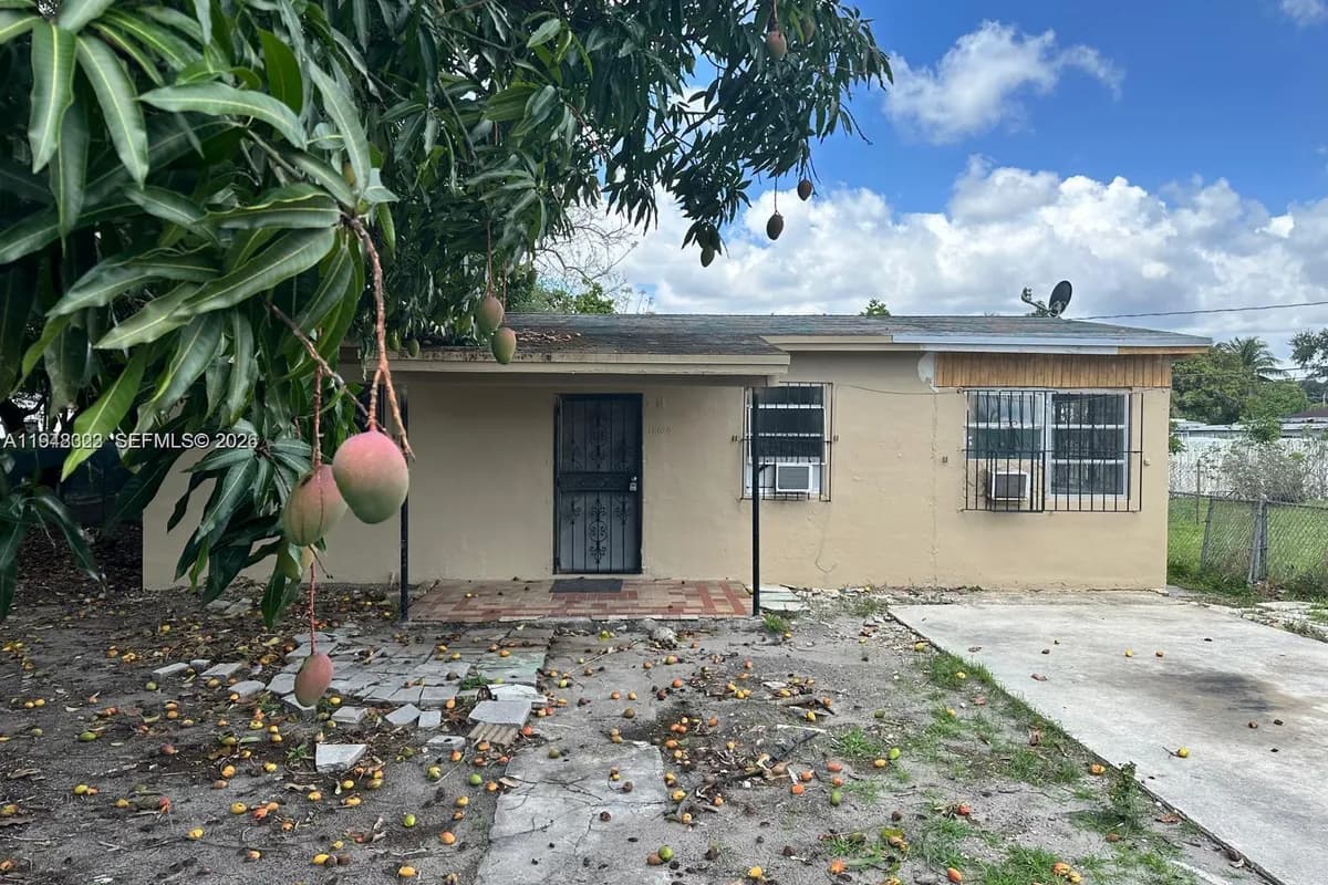 18020 NW 2nd Pl, Miami Gardens FL 33169