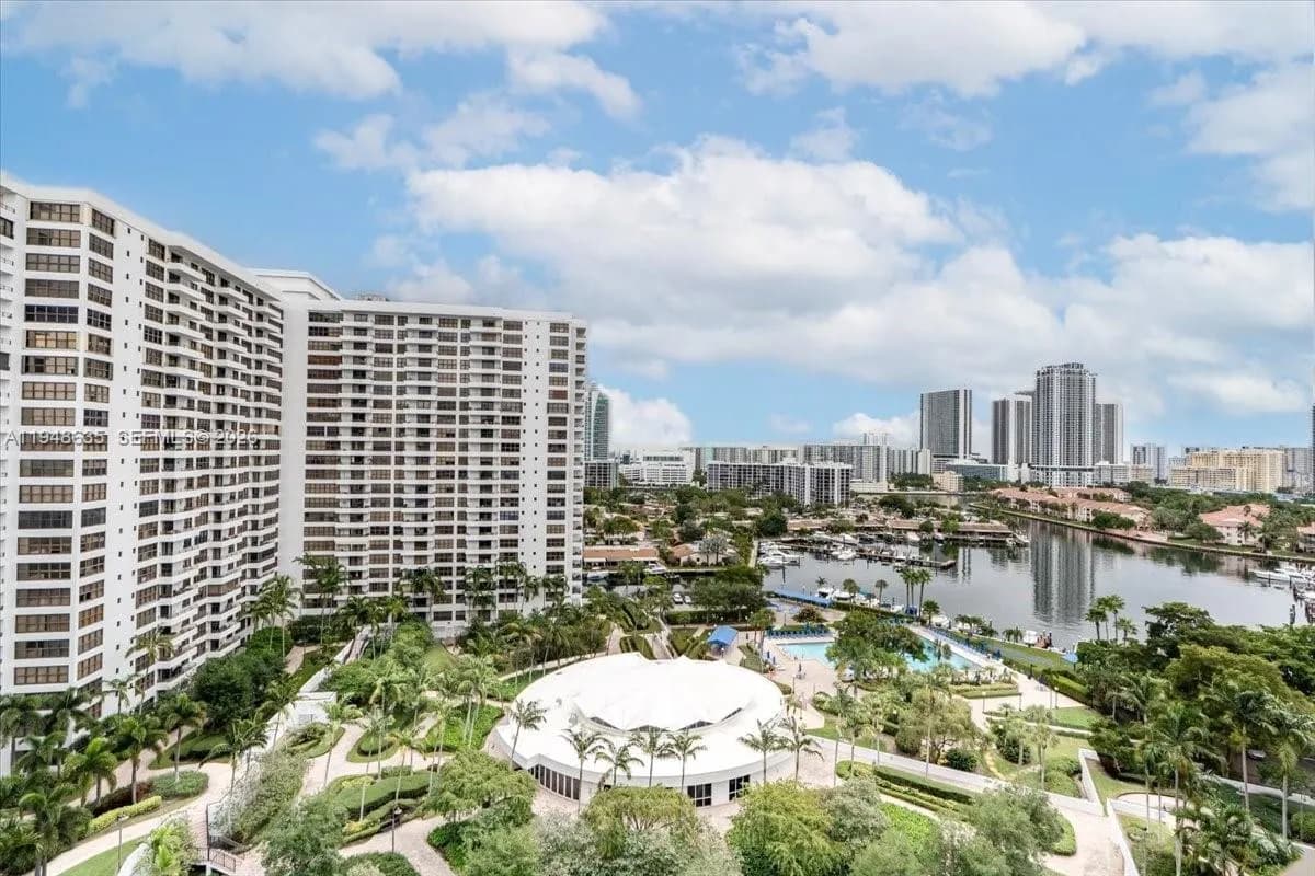 1 bedroom 1 bath for sale at 600 Three Islands Blvd # 1413, Hallandale Beach FL 33009