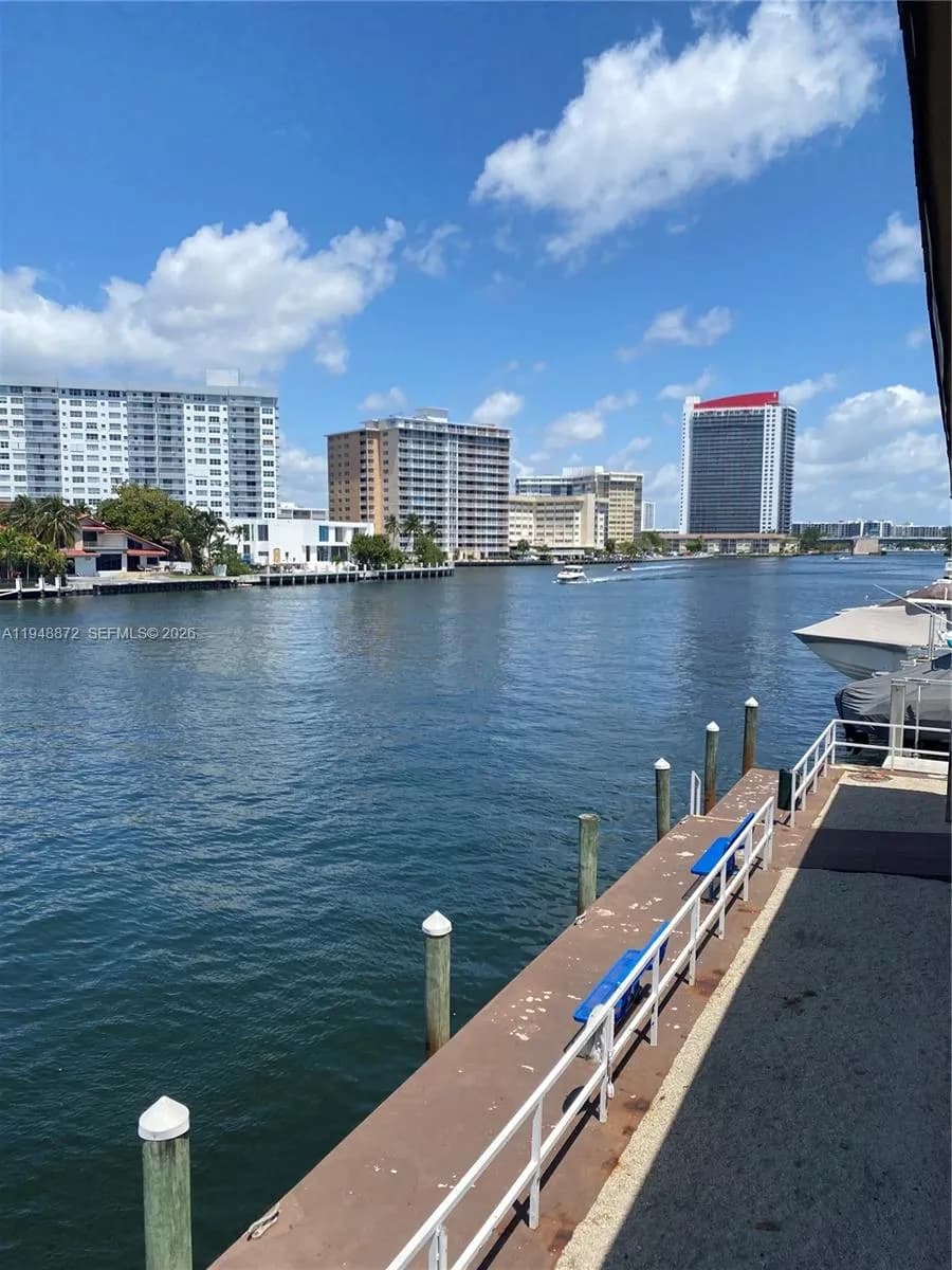 1965 S Ocean Dr # 3H, Hallandale Beach FL 33009