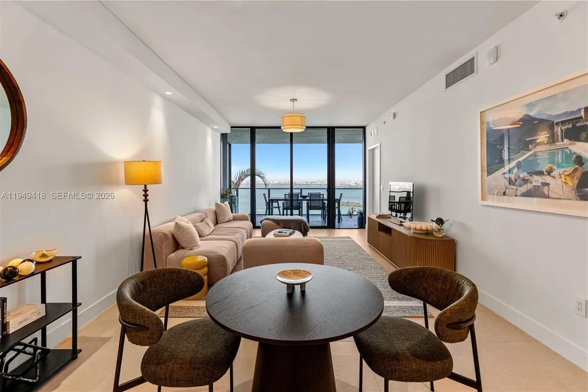 700 NE 24th St # 2602, Miami FL 33137