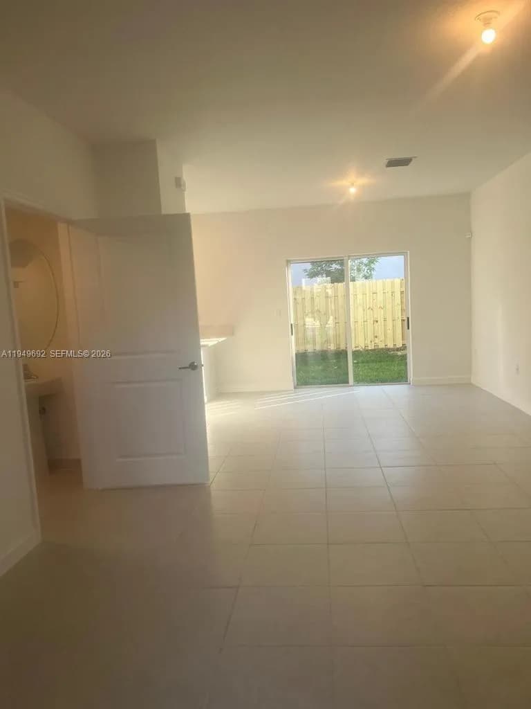 2624 SE 10th St # 0, Homestead FL 33035