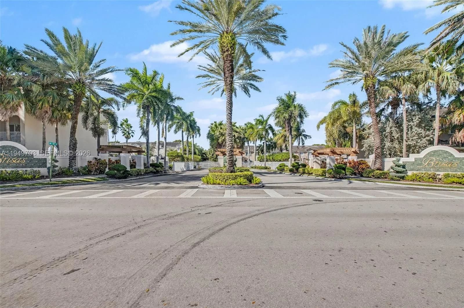 5719 NW 114th Ct # 105, Doral FL 33178