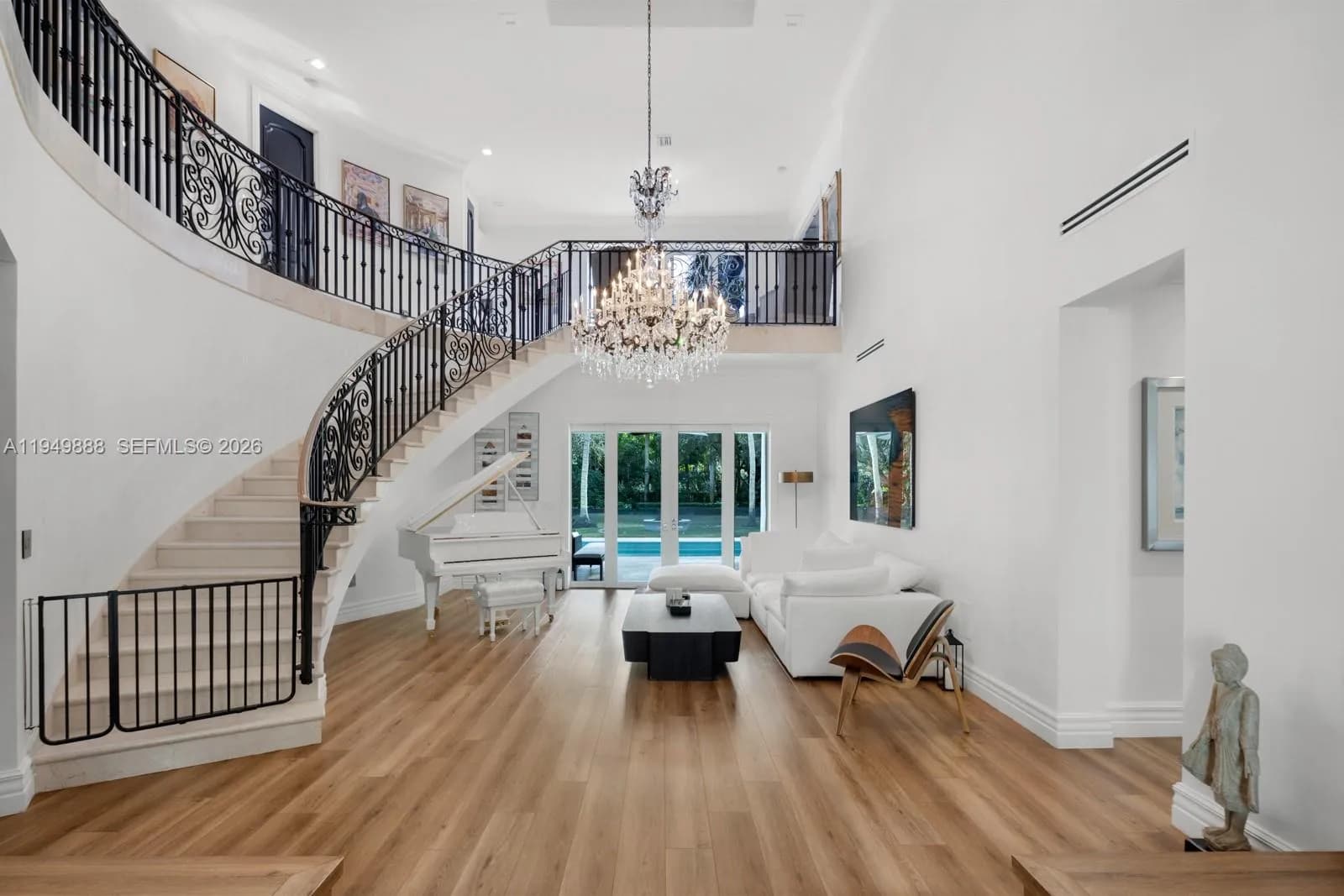 5002 SW 86th St, Miami FL 33143