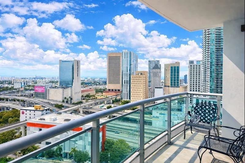 350 S Miami Ave # 2215, Miami FL 33130