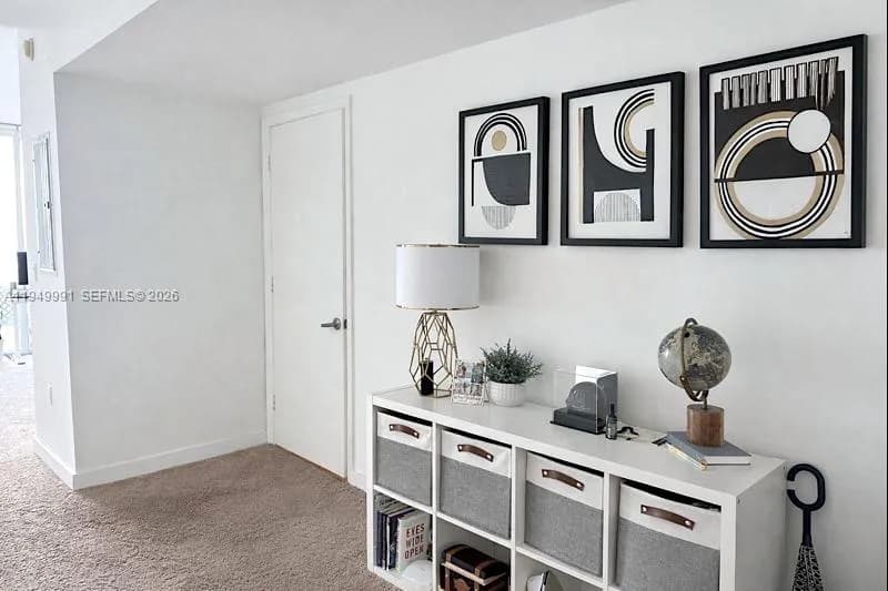 350 S Miami Ave # 2215, Miami FL 33130