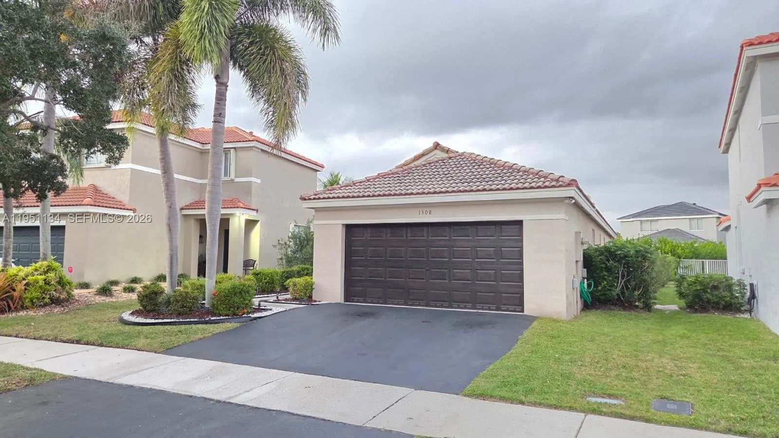 1308 Alexander Bnd, Weston FL 33327