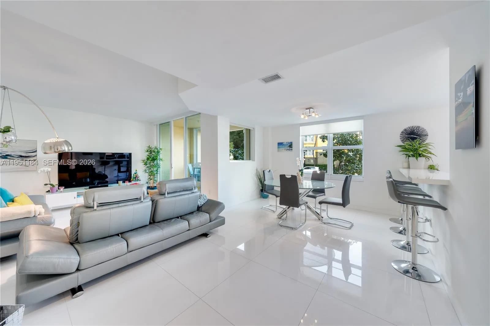 90 Alton Rd # 1, Miami Beach FL 33139