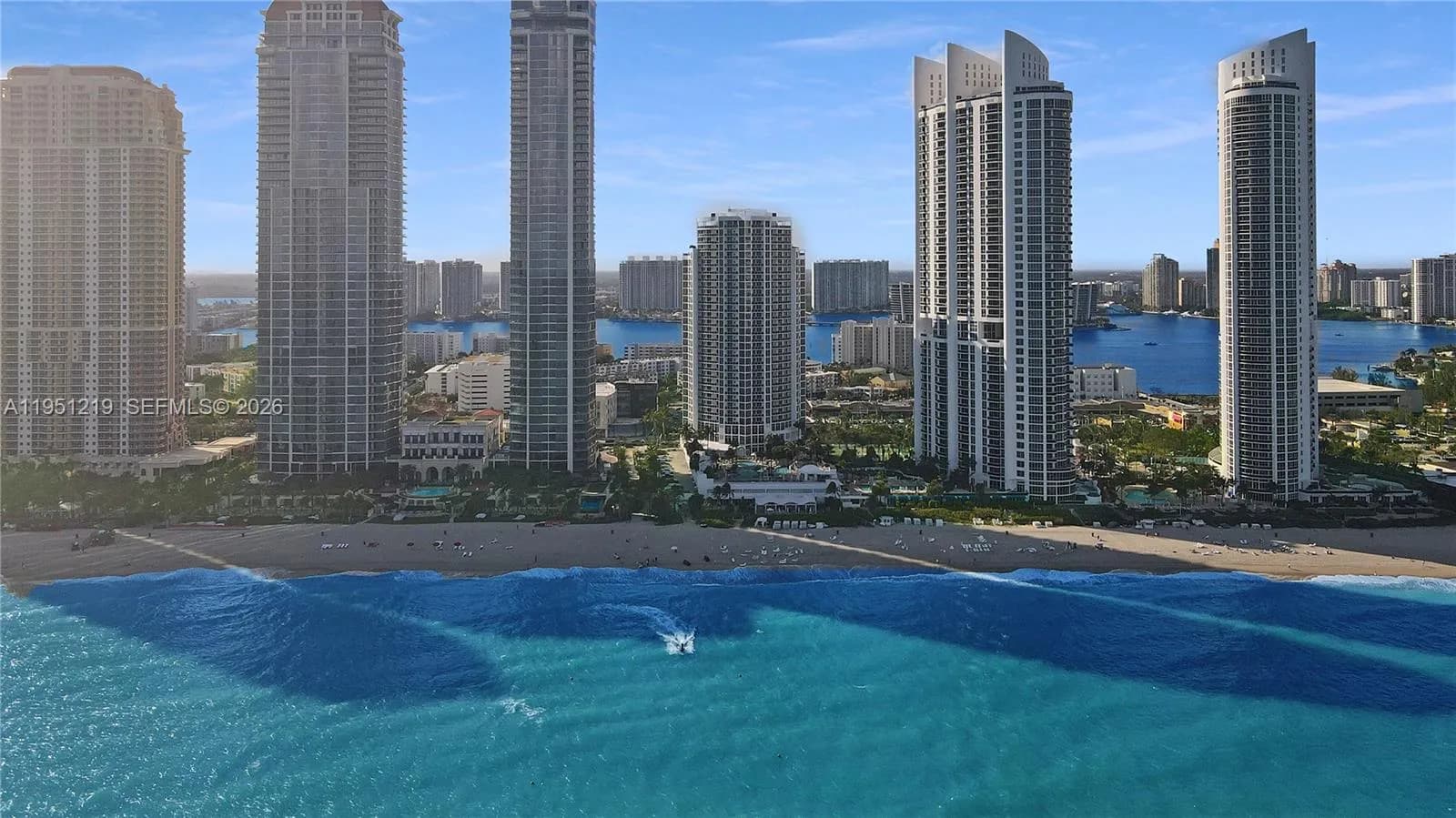 1 bedroom 1 bath for sale at 18001 Collins Ave # 2605, Sunny Isles Beach FL 33160