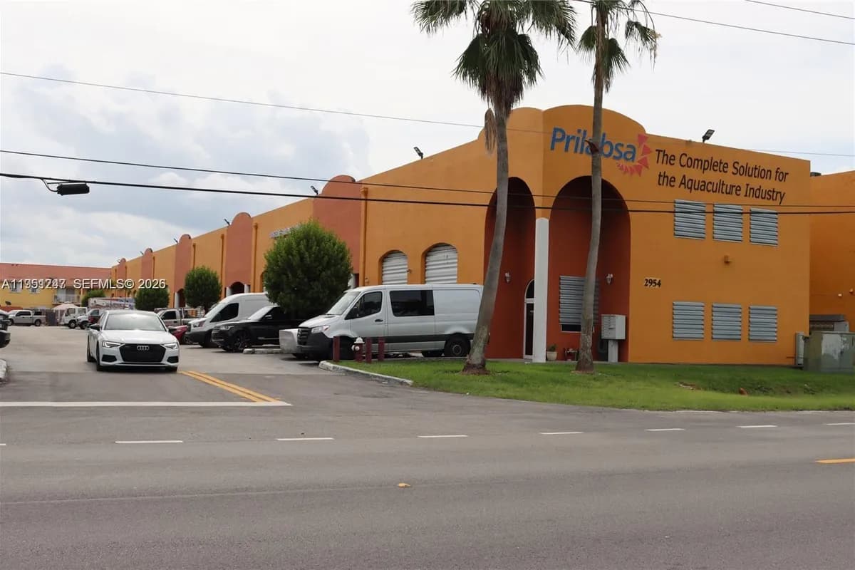 2984 W 84th St # 138, Hialeah FL 33018