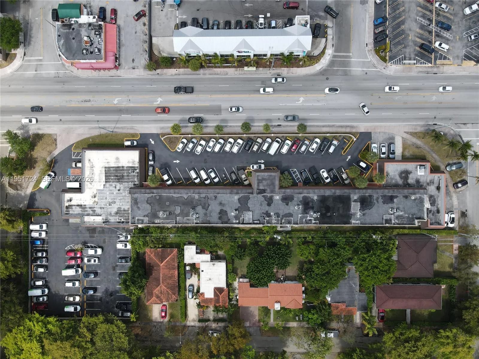 5200 SW 8th St # 117, Coral Gables FL 33134