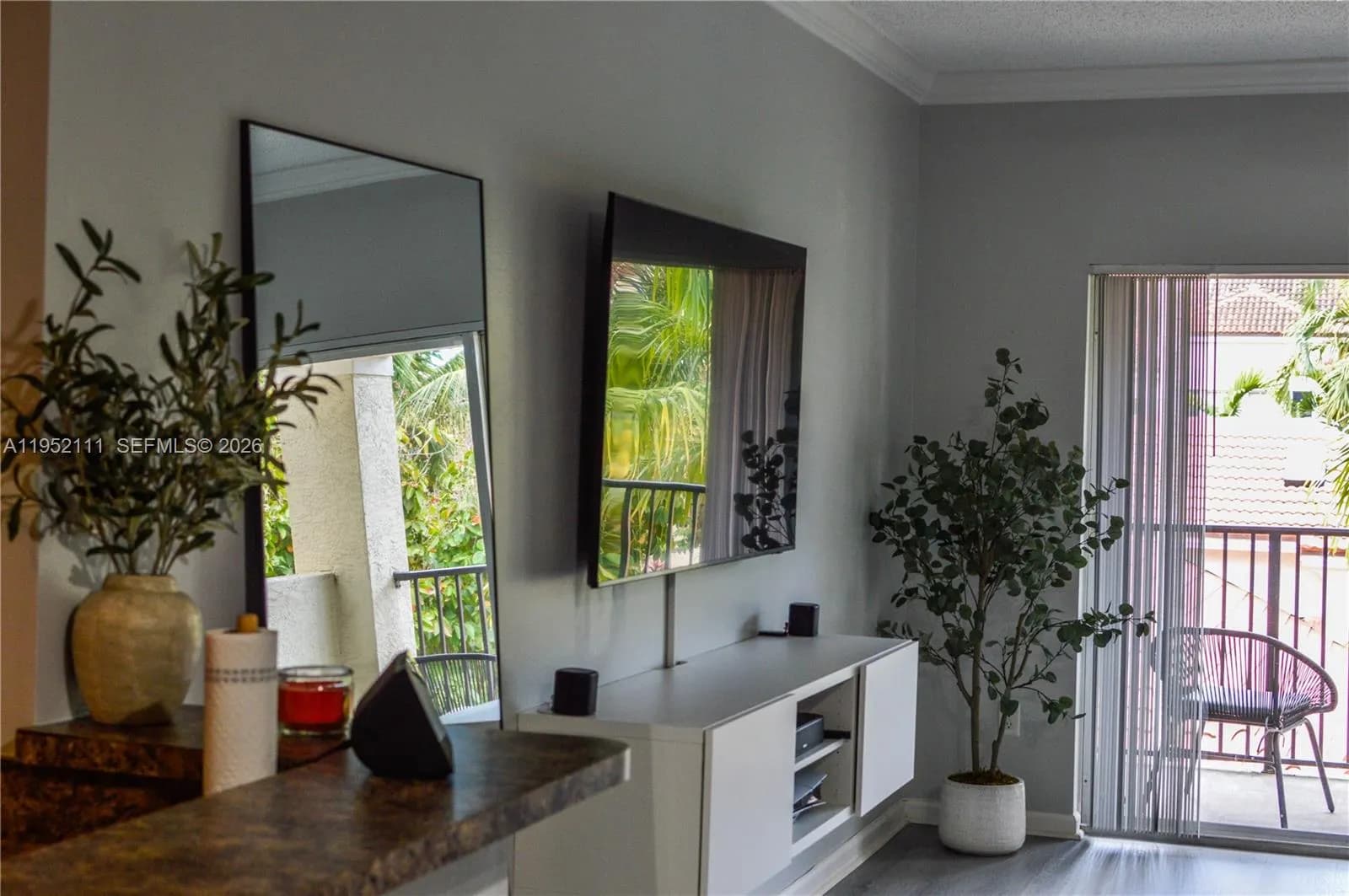 5840 W Sample Rd # 305, Coral Springs FL 33067