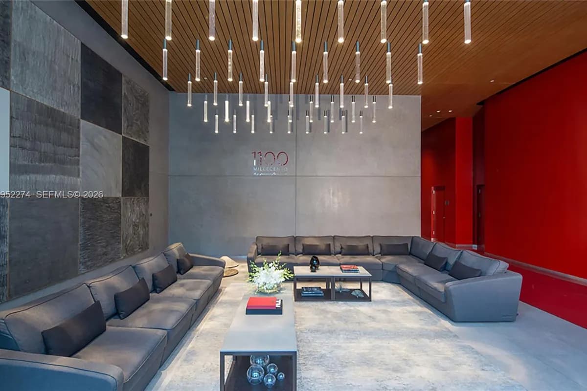 1100 S Miami Ave # 1206, Miami FL 33130