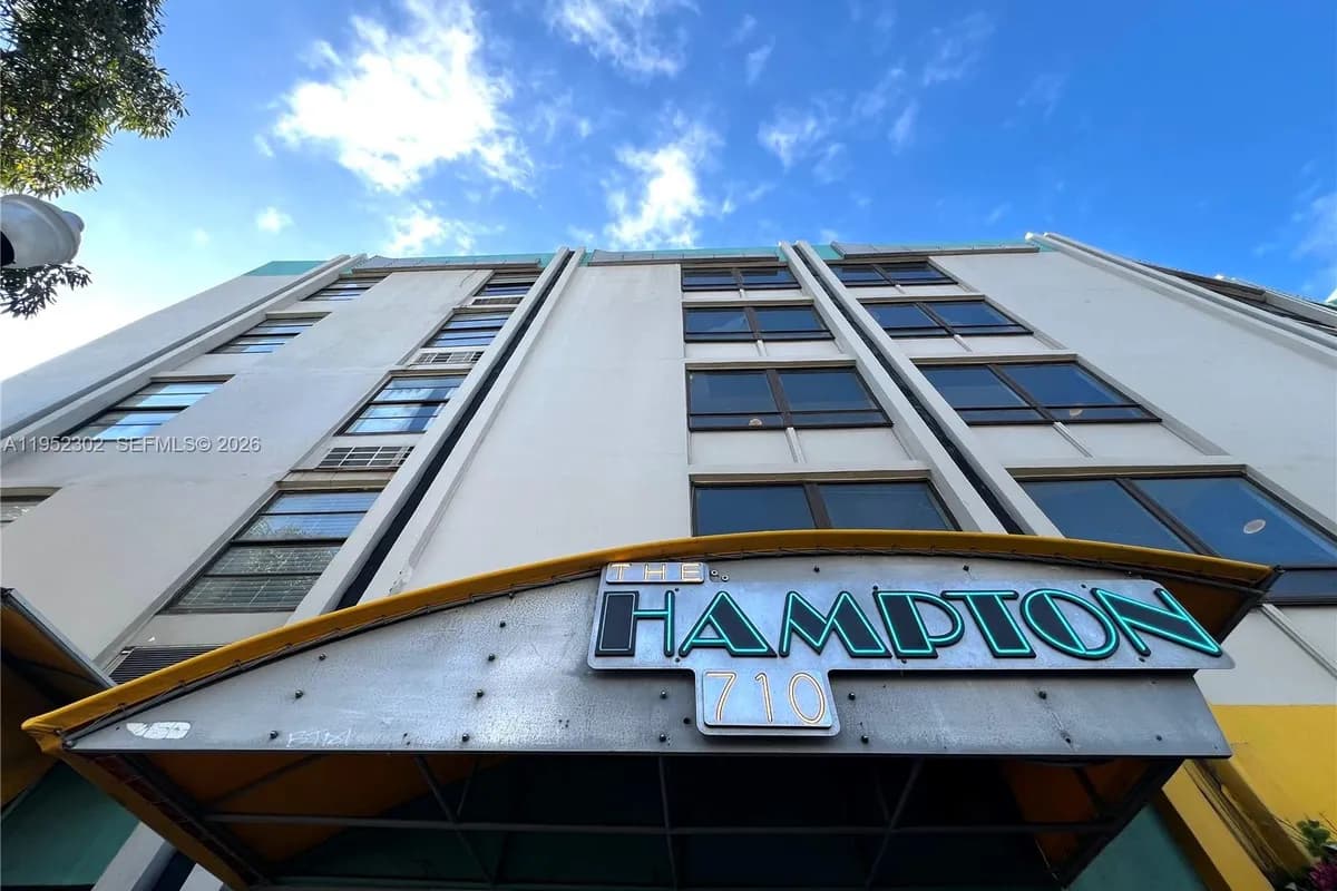 710 Washington Ave # 319, Miami Beach FL 33139