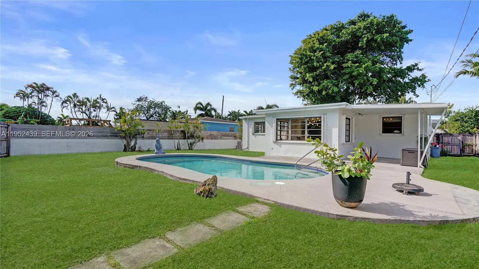 1105 N 31st Ct, Hollywood FL 33021