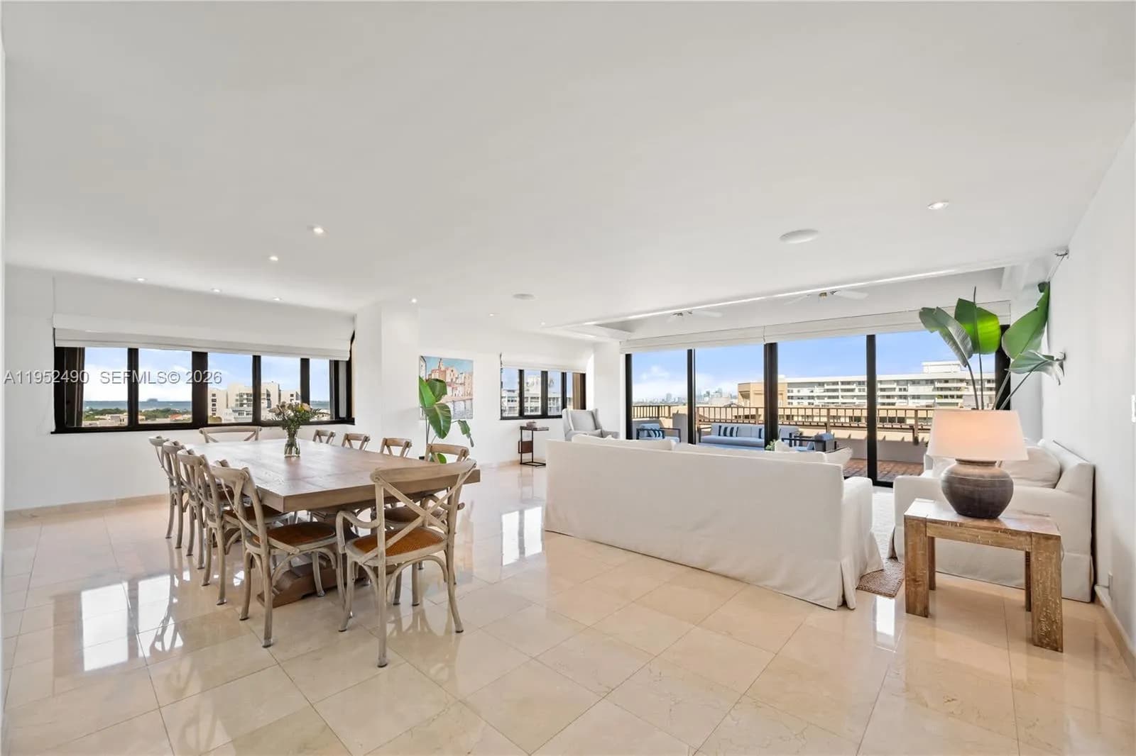 2 bedroom 2 bath for sale at 251 Crandon Blvd # 806, Key Biscayne FL 33149