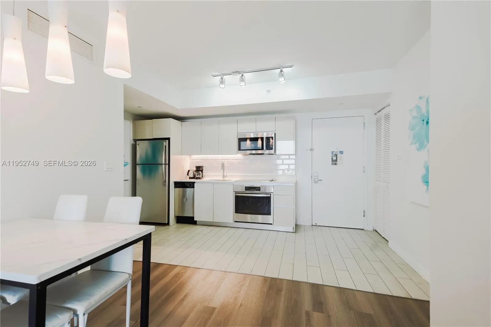 2602 E Hallandale Beach Blvd # R1905, Hallandale Beach FL 33009