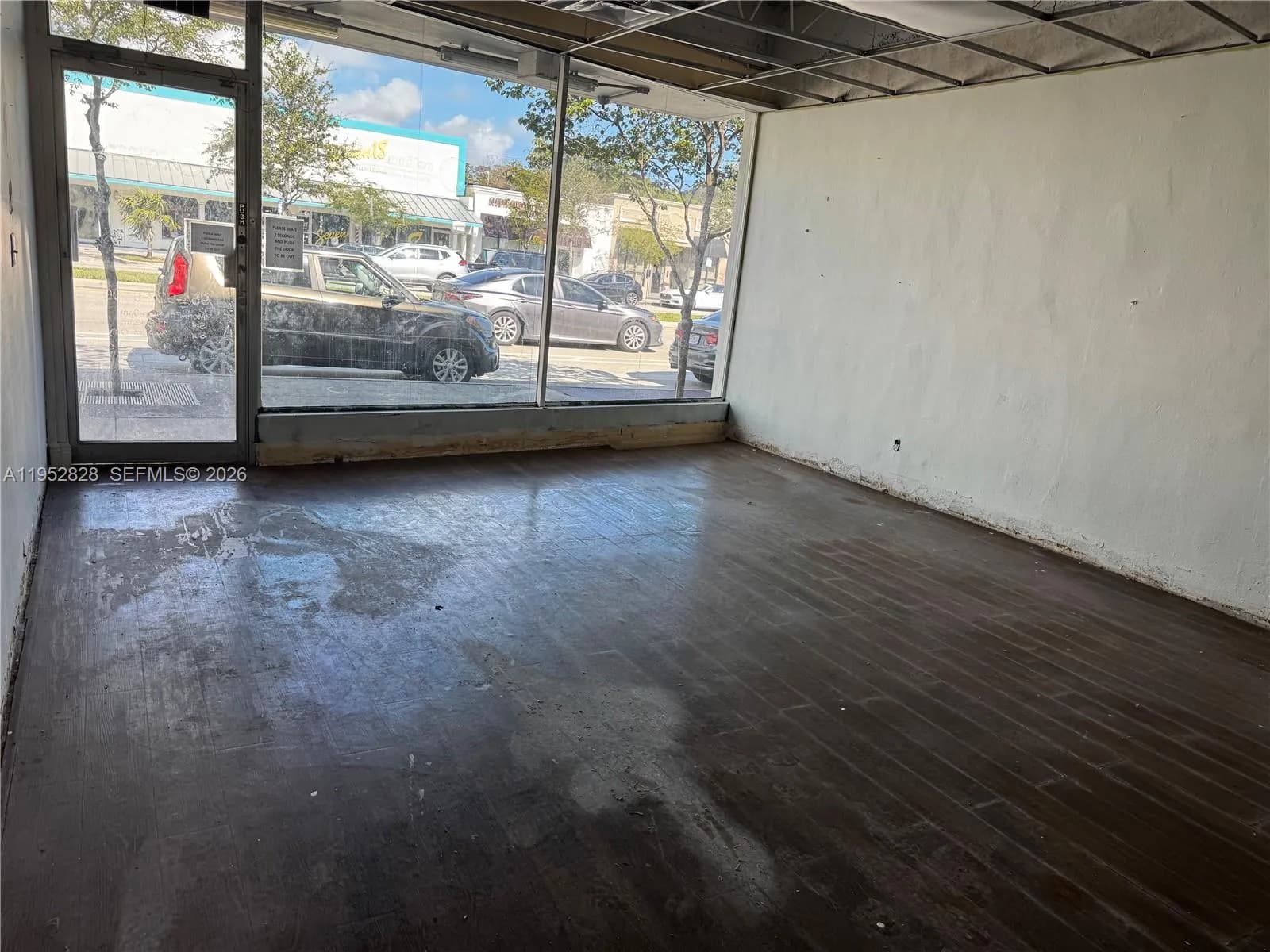 2328 Hollywood Blvd, Hollywood FL 33020