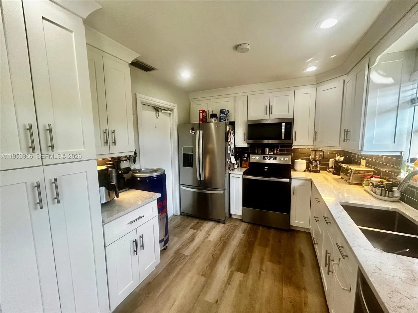 401 NW 83rd Way, Pembroke Pines FL 33024