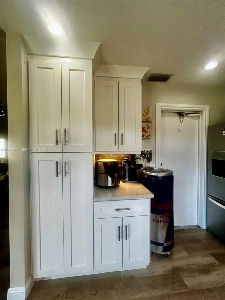 401 NW 83rd Way, Pembroke Pines FL 33024