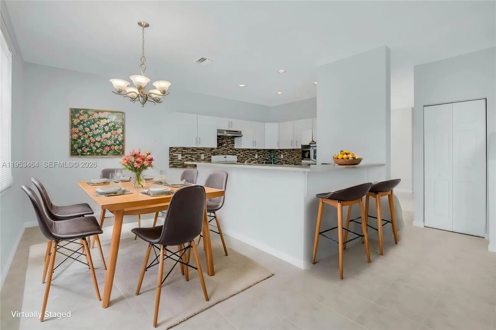 1042 Bluewood Ter, Weston FL 33327