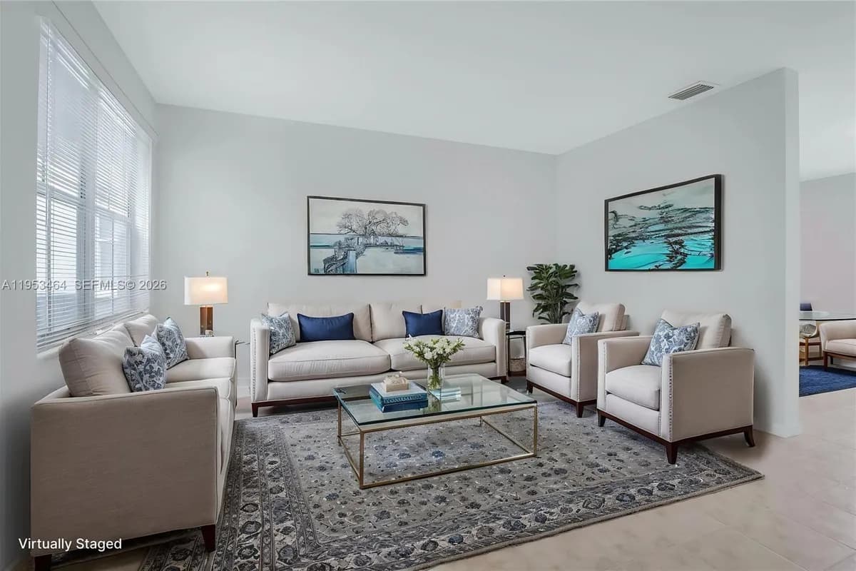 1042 Bluewood Ter, Weston FL 33327