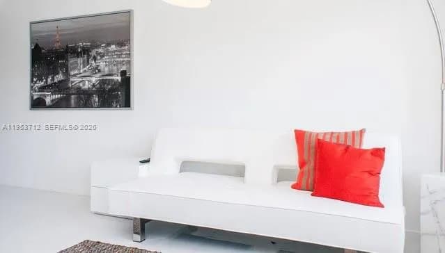 801 15th St # 208, Miami Beach FL 33139