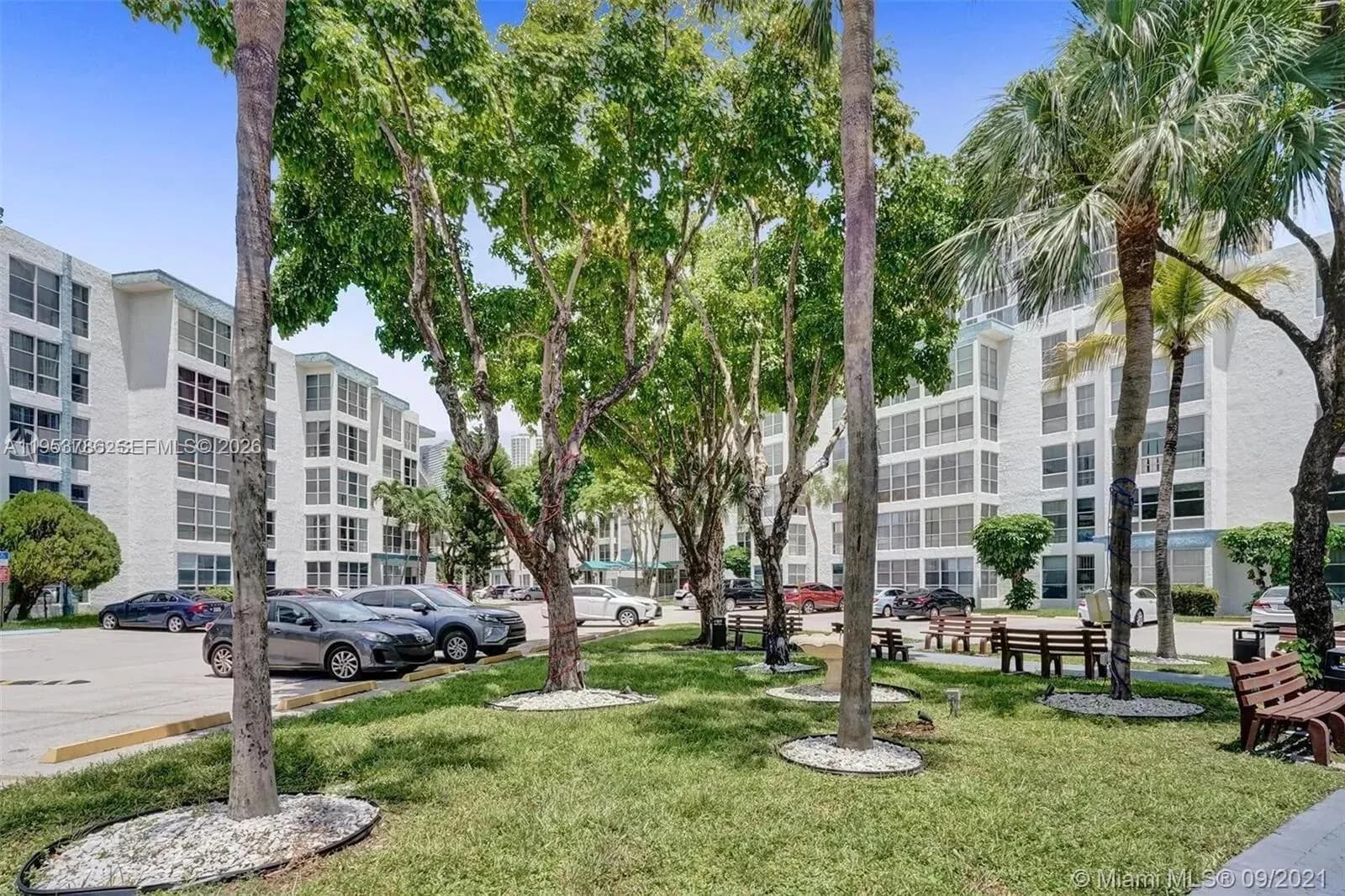 200 177th Dr # 416, Sunny Isles Beach FL 33160