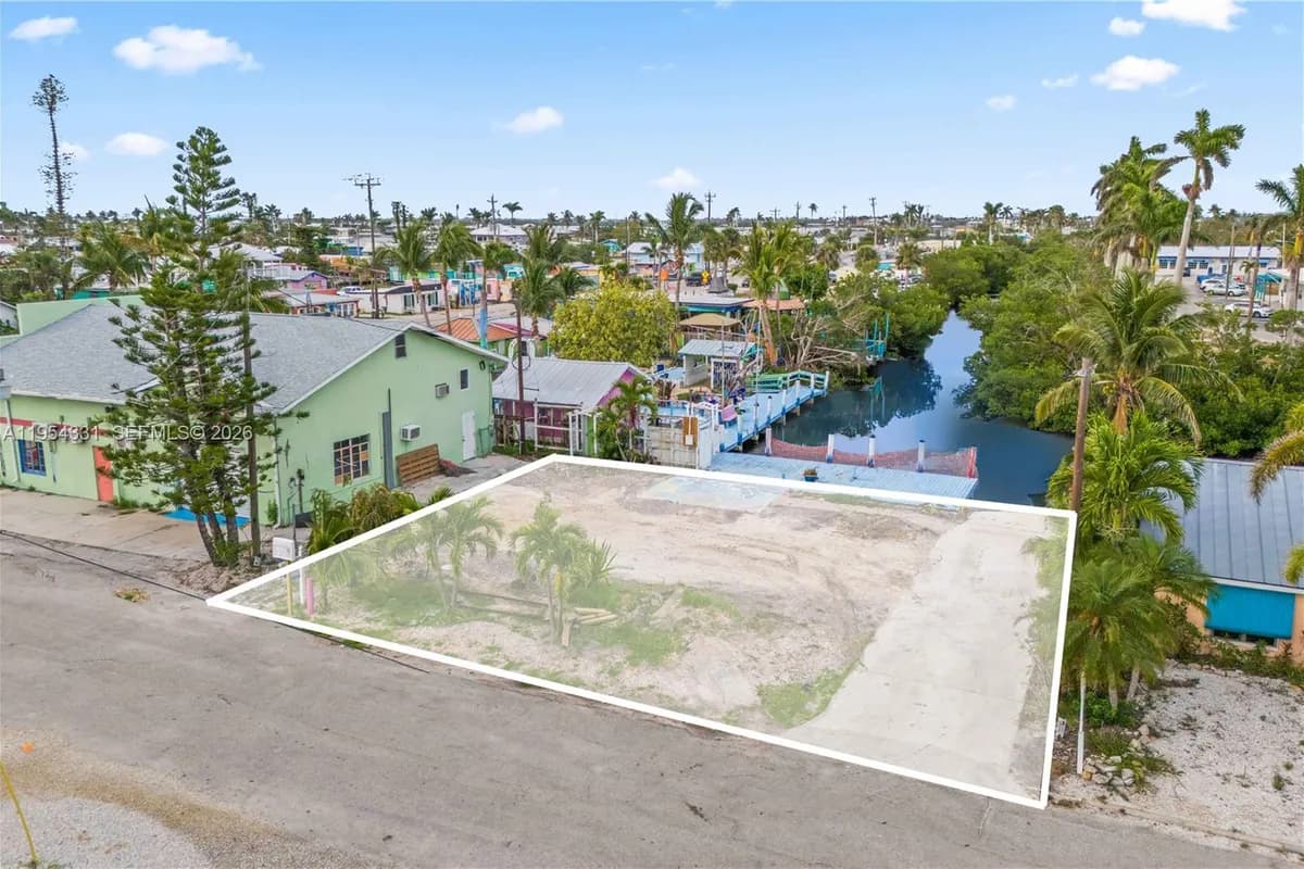 11306 Matlacha Ave., Other City - In The State Of Florida FL 33993