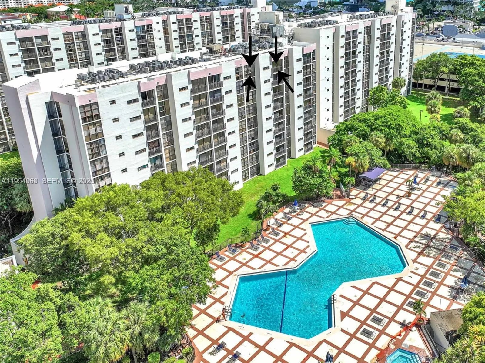 17011 N Bay Rd # 912, Sunny Isles Beach FL 33160