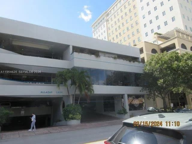 306 alcazar ave # 205, Coral Gables FL 33134
