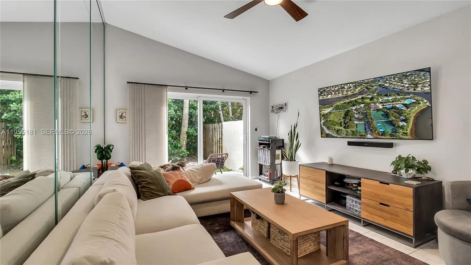 17080 NW 10th St, Pembroke Pines FL 33028