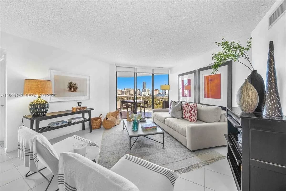 3610 Yacht Club Dr # 1001, Aventura FL 33180