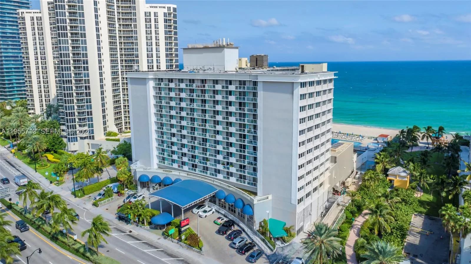1 bath for sale at 19201 Collins Ave # 329, Sunny Isles Beach FL 33160