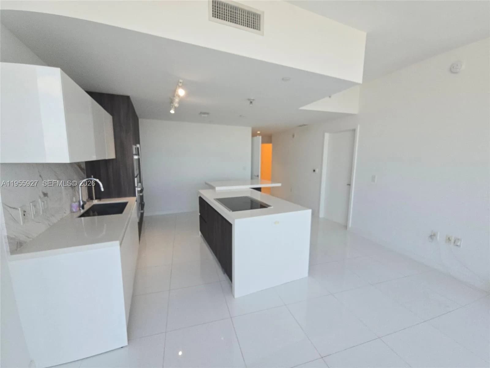 851 NE 1st Ave # 4604, Miami FL 33132