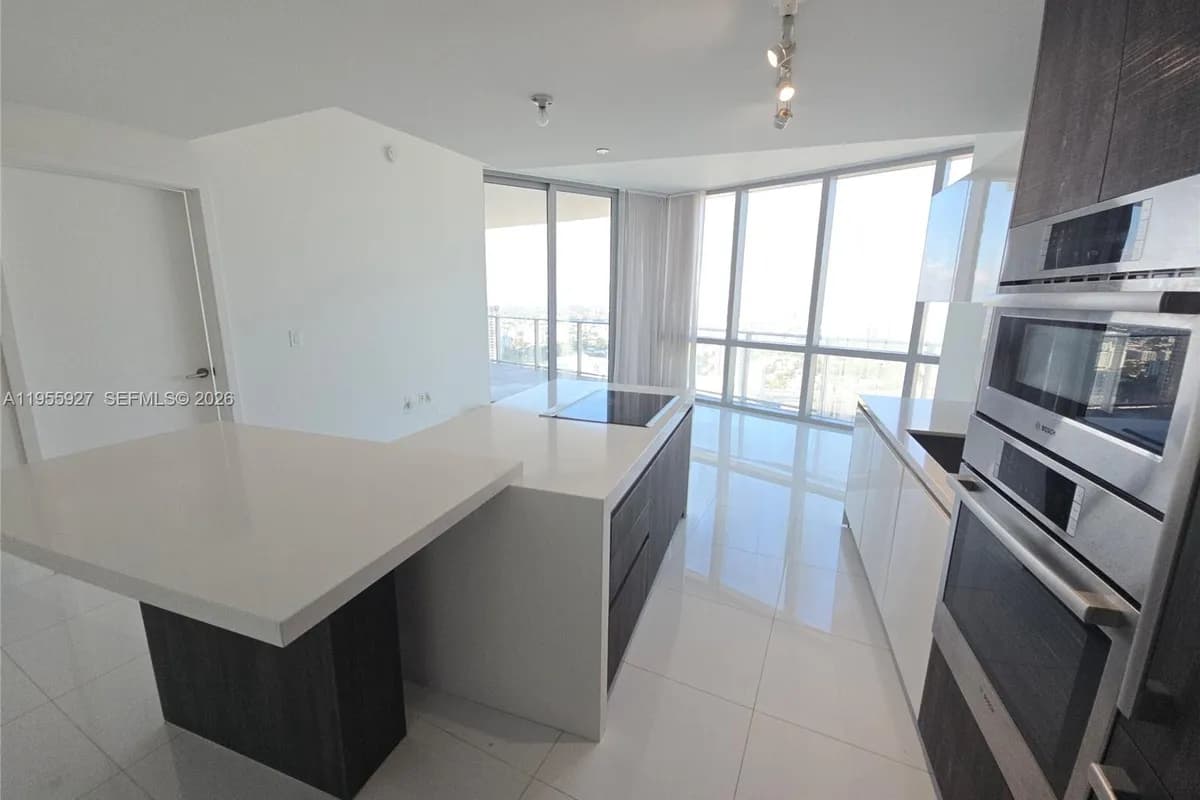 851 NE 1st Ave # 4604, Miami FL 33132