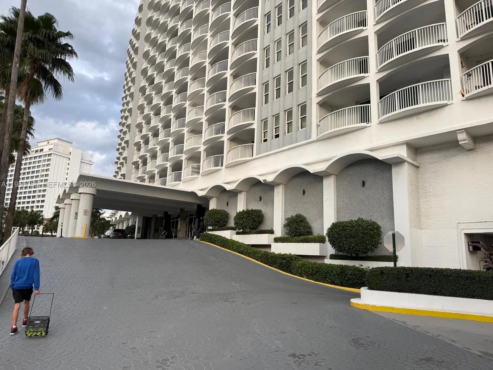 5401 Collins Ave # 107, Miami Beach FL 33140