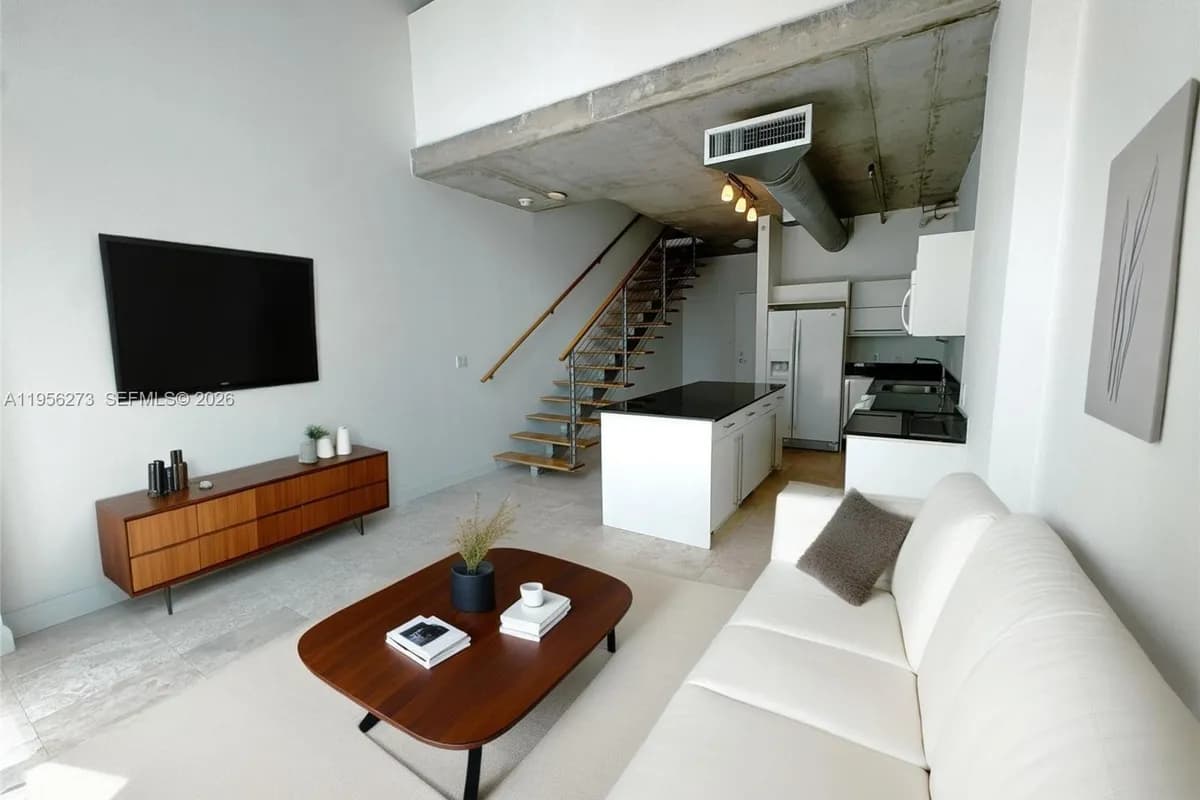 690 SW 1st Ct # 2122, Miami FL 33130