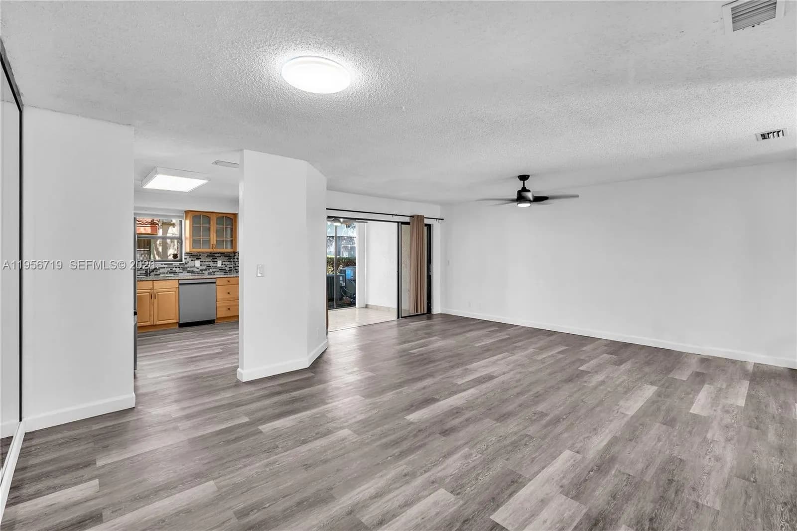 3405 Emerald Oaks Dr # 207, Hollywood FL 33021