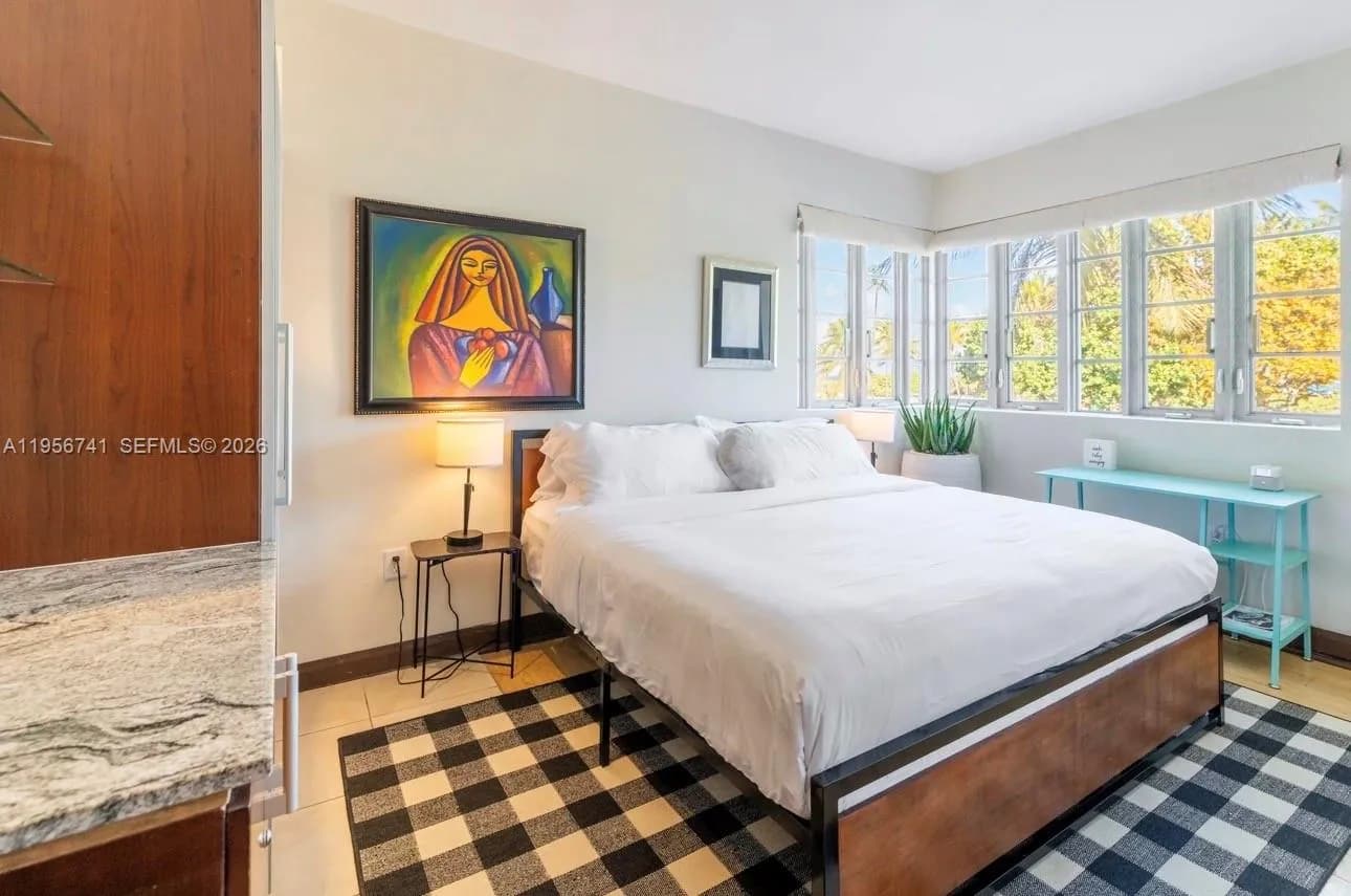 1036 Ocean Dr # B201, Miami Beach FL 33139