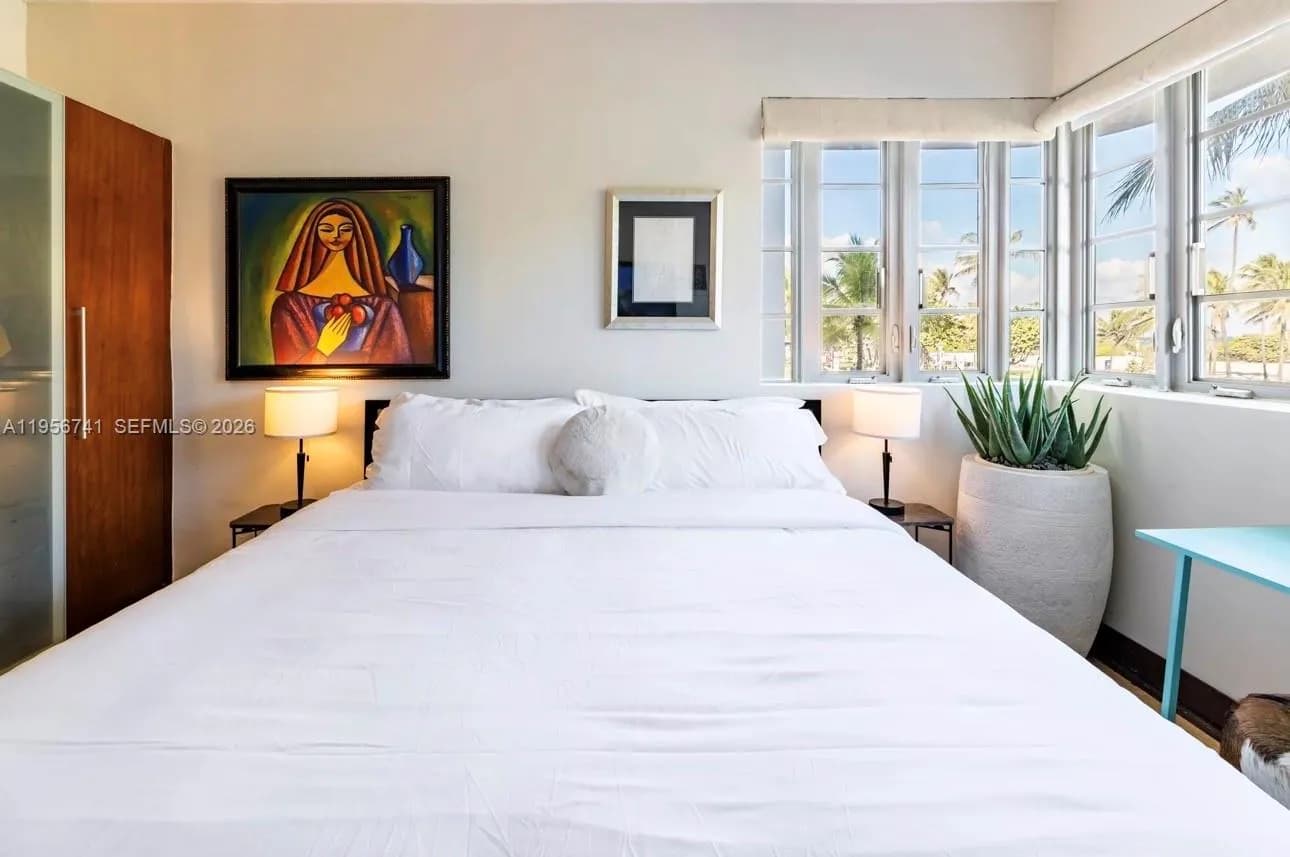 1036 Ocean Dr # B201, Miami Beach FL 33139