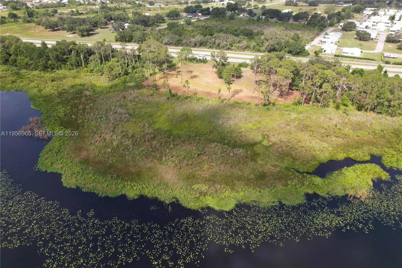 2916 Holiday Beach Dr, Avon Park FL 33825