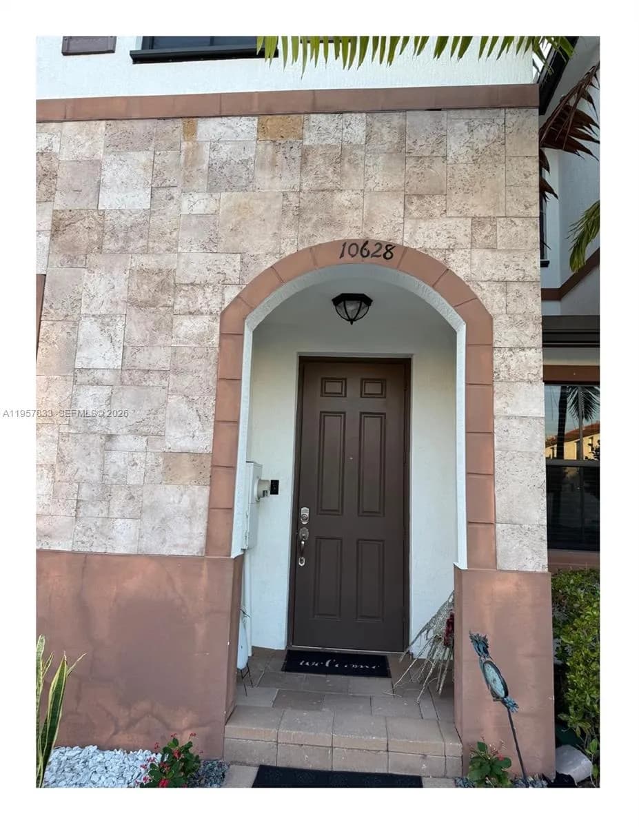 3 bedroom 2 bath for sale at 10628 W 33rd Way, Hialeah FL 33018