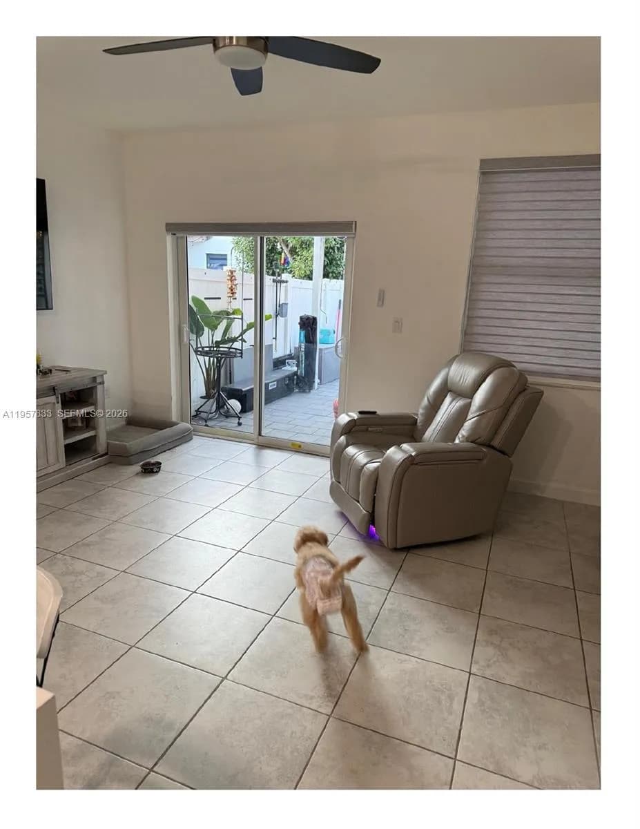 10628 W 33rd Way, Hialeah FL 33018