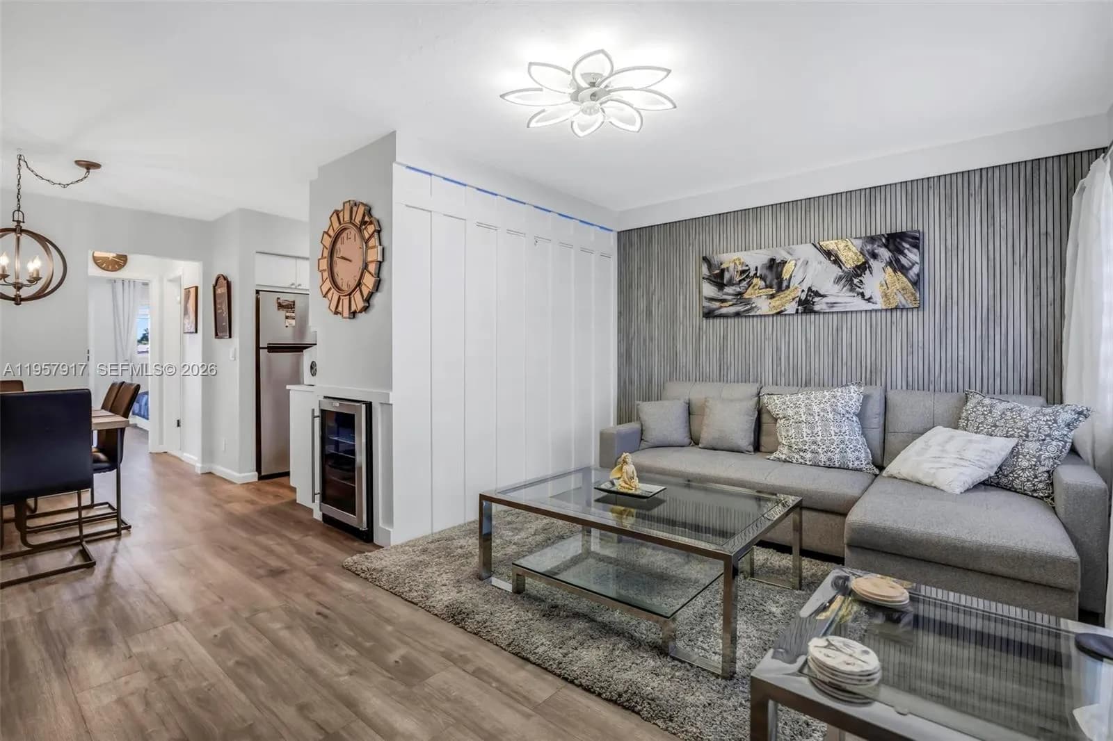 901 SW 11th Ave # 17H, Hallandale Beach FL 33009