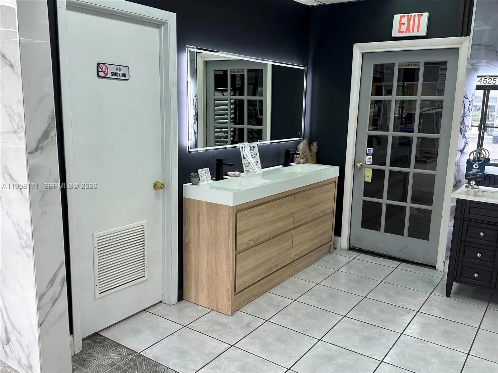 DORAL, Doral FL 33166