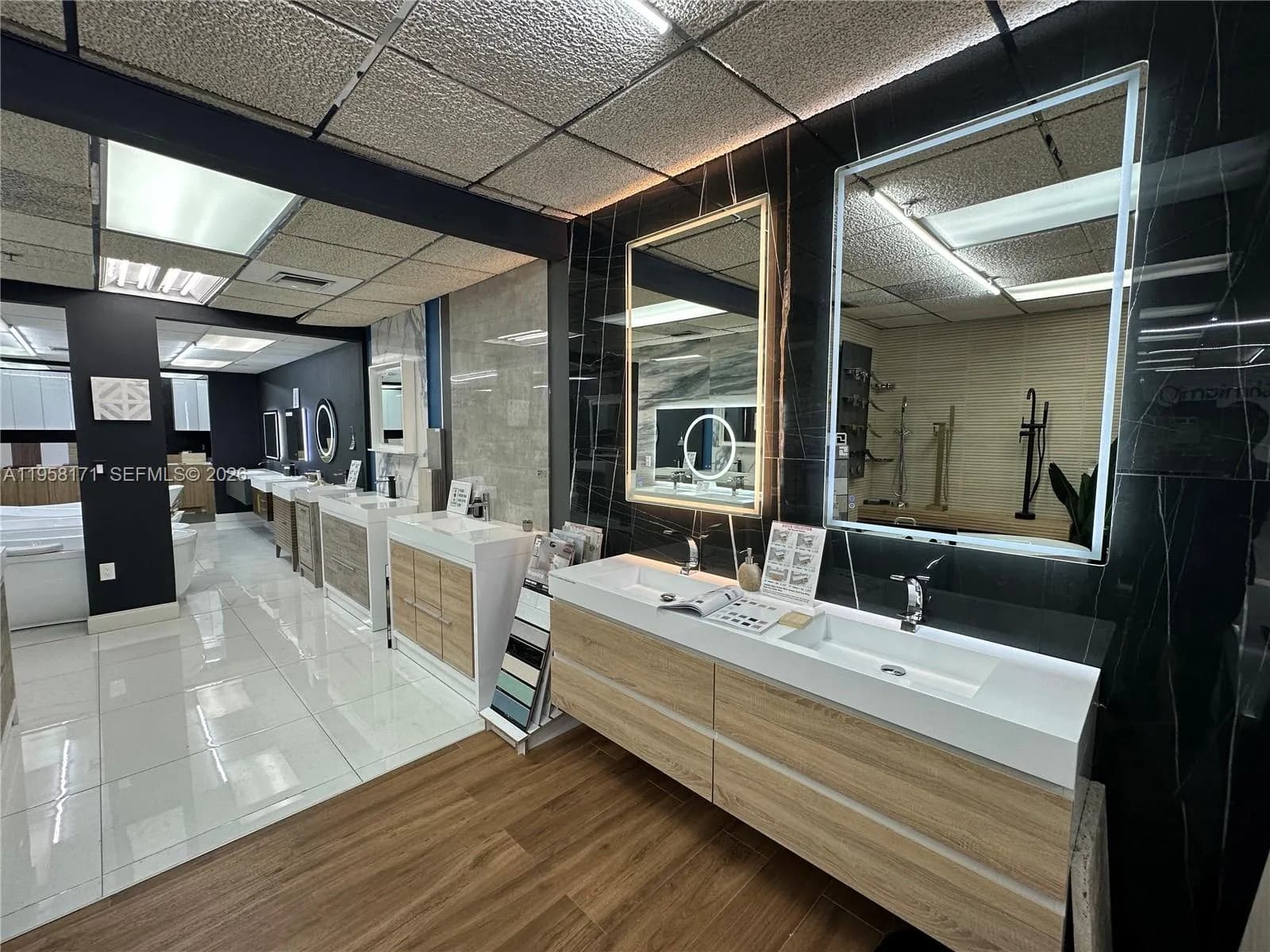 DORAL, Doral FL 33166