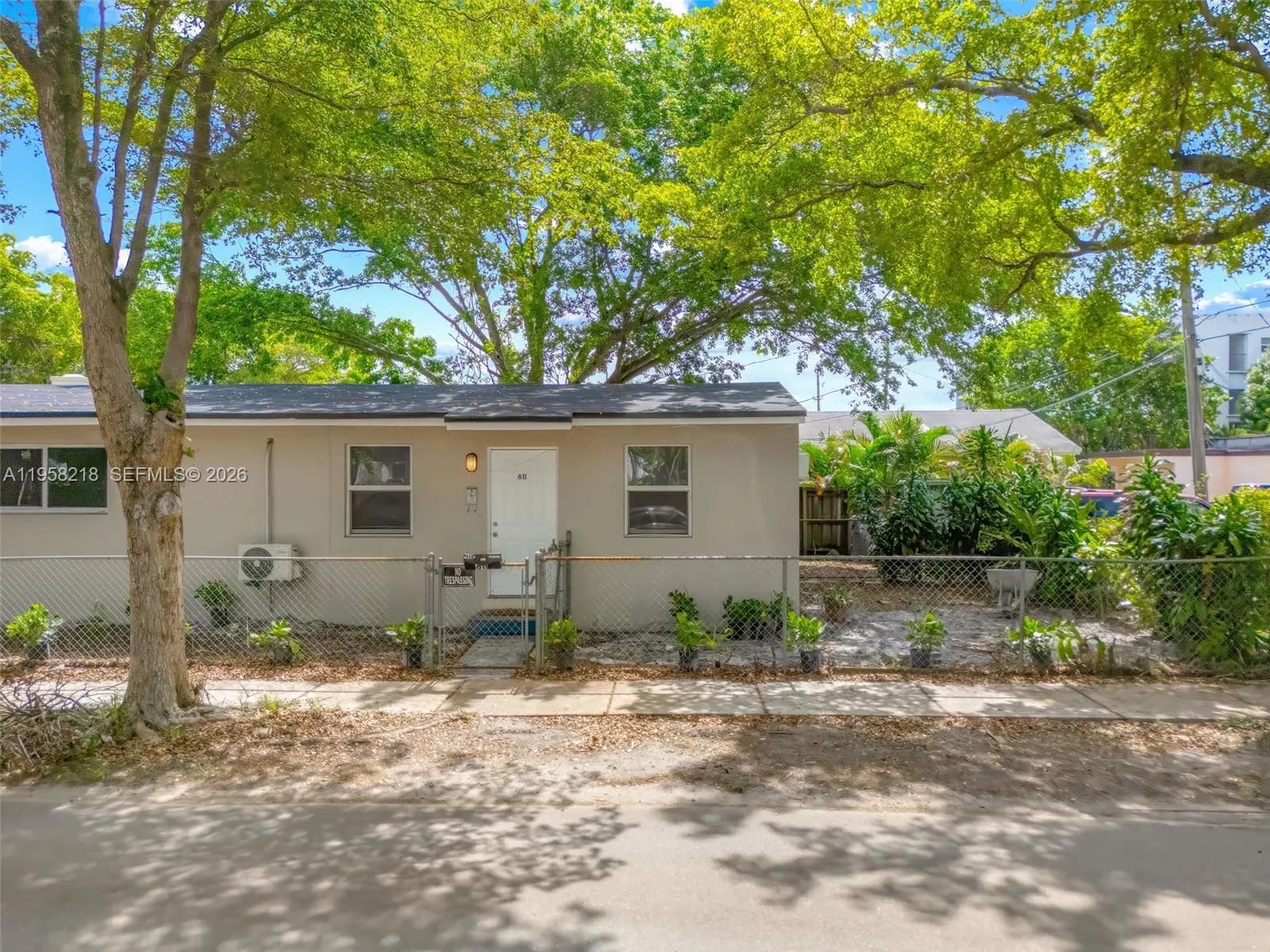 1956 Madison St, Hollywood FL 33020