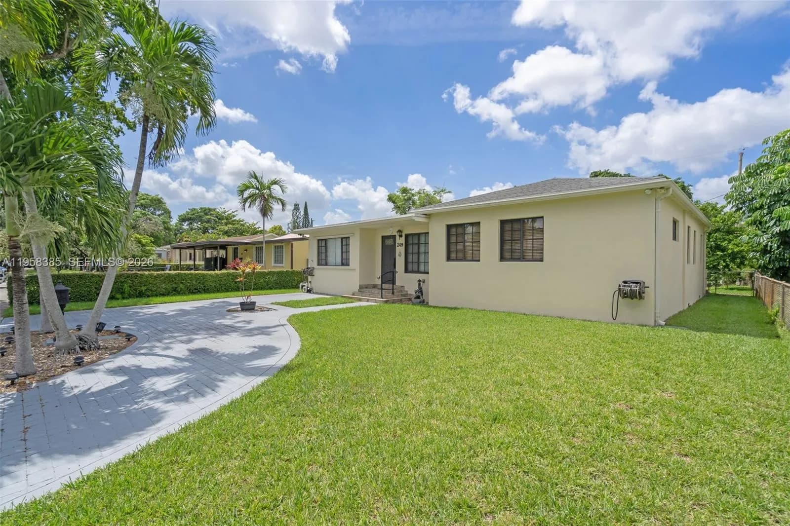 249 Carlisle Dr, Miami Springs FL 33166