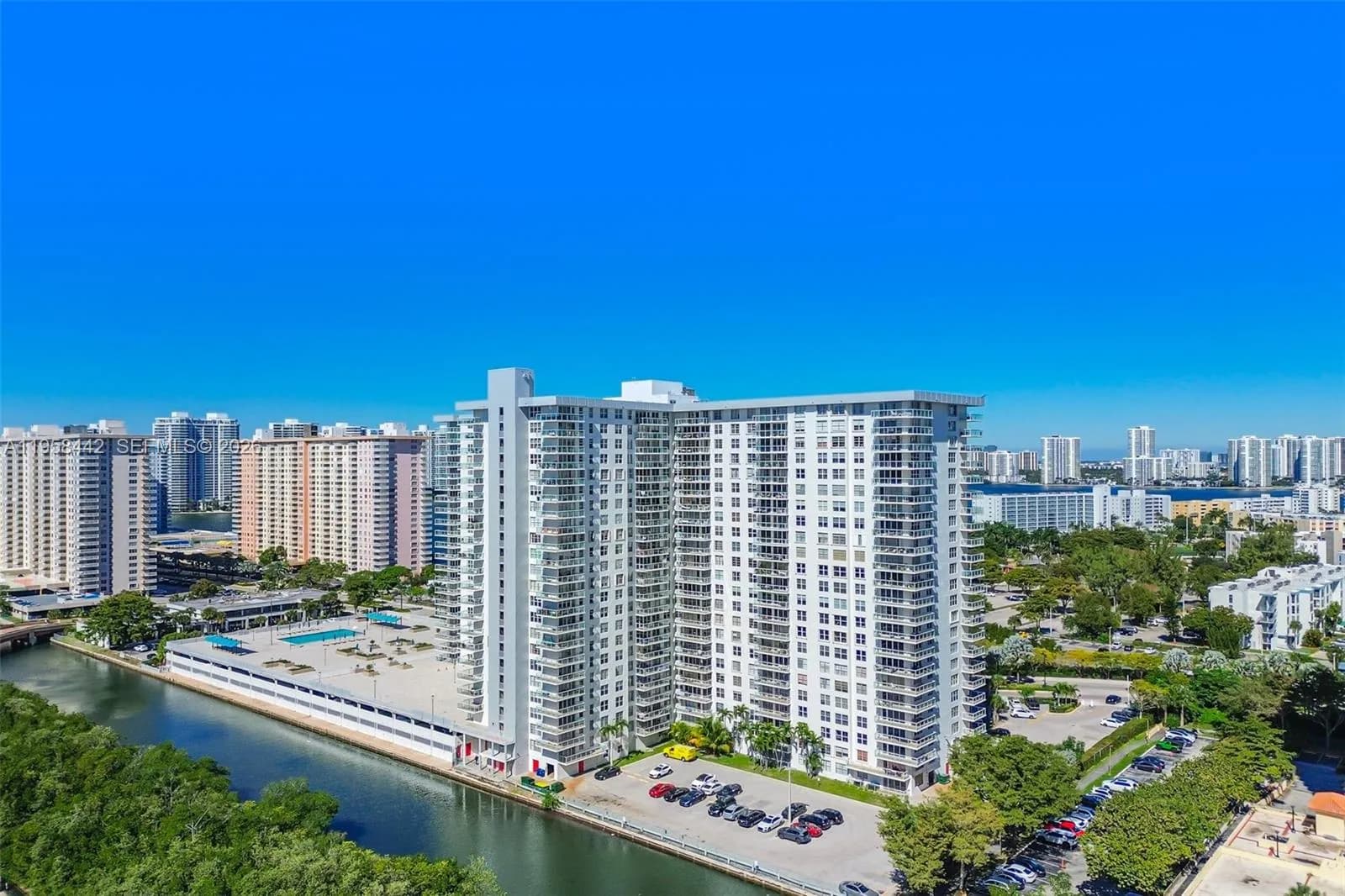 230 174th St # 1404, Sunny Isles Beach FL 33160